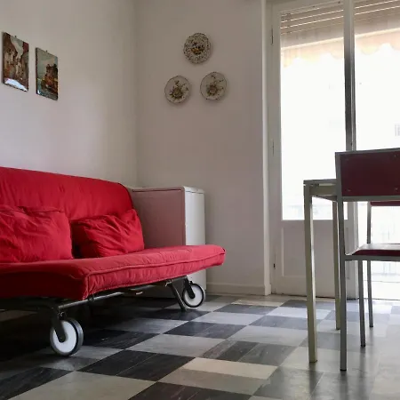 Arma Di Taggia Bilocale In Centro Appartement *