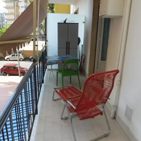 Arma Di Taggia Bilocale In Centro *